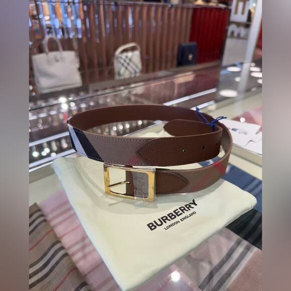 Burberry women’s classic check, print belt leather and fabric 80cm - Picture 1 of 5